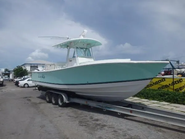 Slide: The Image of Regulator Marine 32 FS 2015 Evinrude G2's 2006 - 0