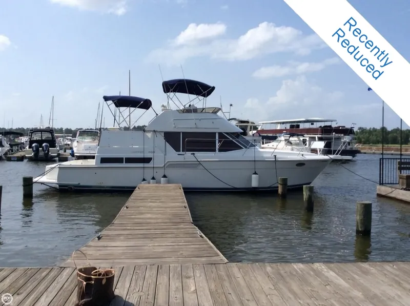 Slide: The Image of Carver Yachts 400 Cockpit Motor Yacht 1996 - 4