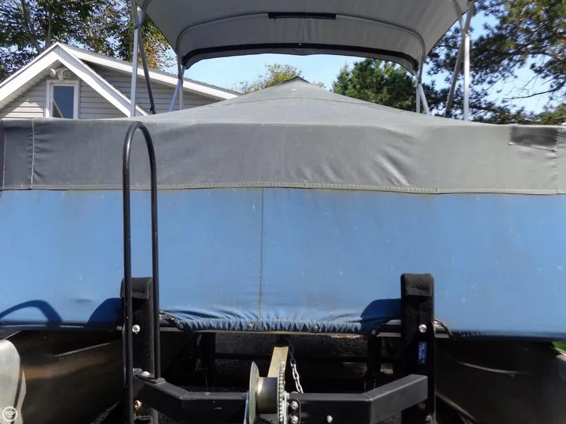 Slide: The Image of Bentley Pontoons 180 Fish N Cruise 2007 - 6