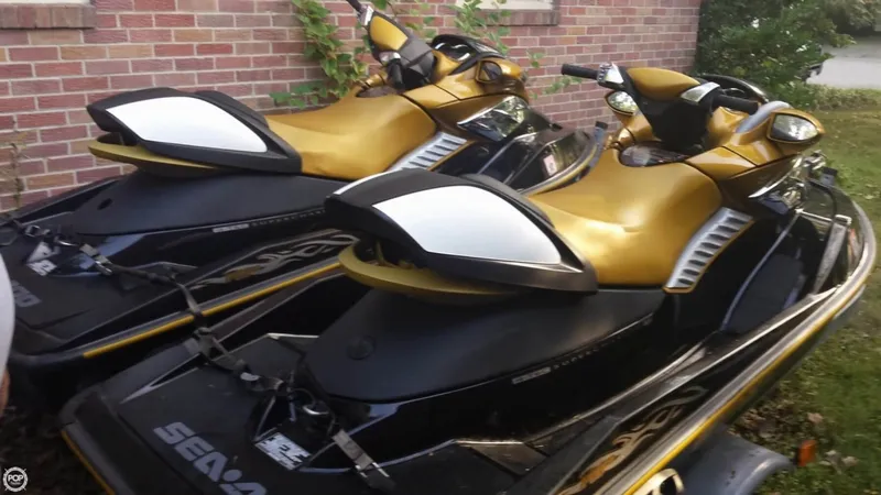 Slide: The Image of Sea-Doo RXP215 2006 - 10