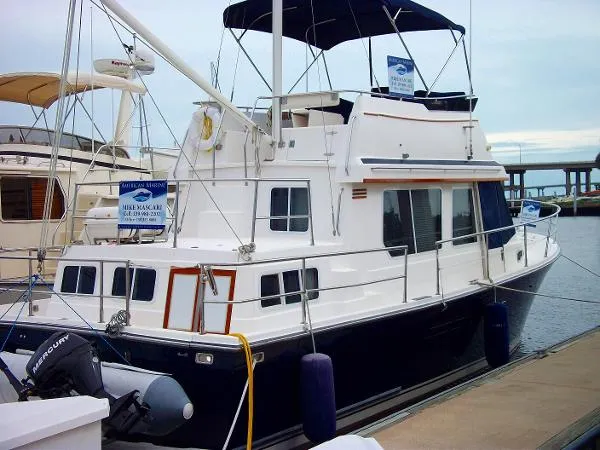 Slide: The Image of Sabreline 36 AFT CABIN 1999 - 1