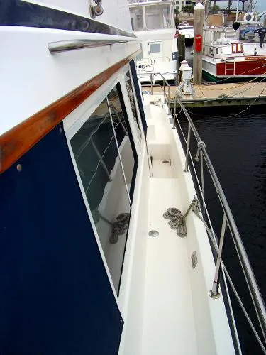 Slide: The Image of Sabreline 36 AFT CABIN 1999 - 9