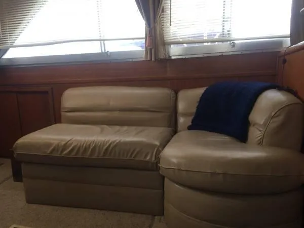 Slide: The Image of Hatteras Tri-Cabin Motor Yacht 1968 - 11