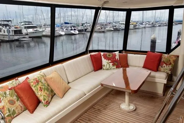 Slide: The Image of Hatteras Yacht Fisherman 1978 - 6