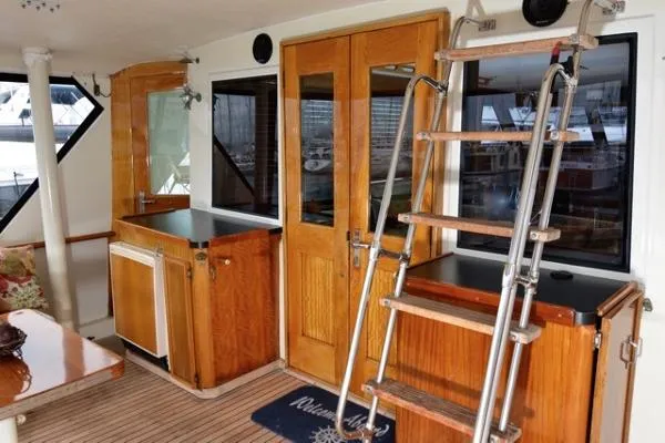 Slide: The Image of Hatteras Yacht Fisherman 1978 - 8