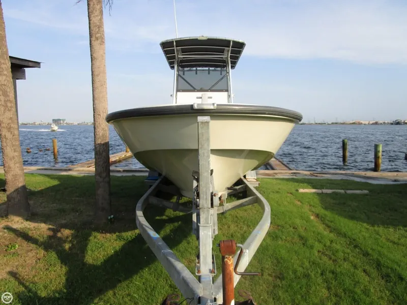 Slide: The Image of Boston Whaler Outrage 25 1984 - 2