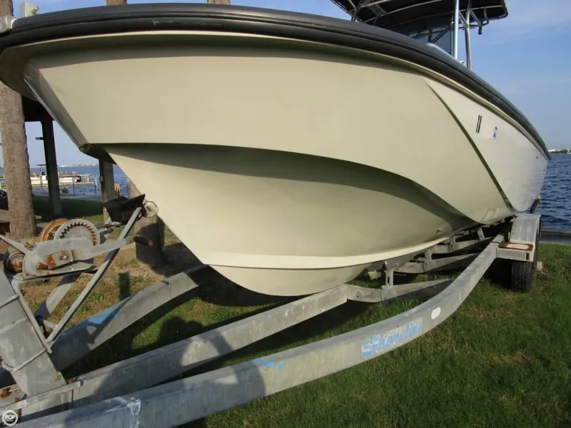 Slide: The Image of Boston Whaler Outrage 25 1984 - 4