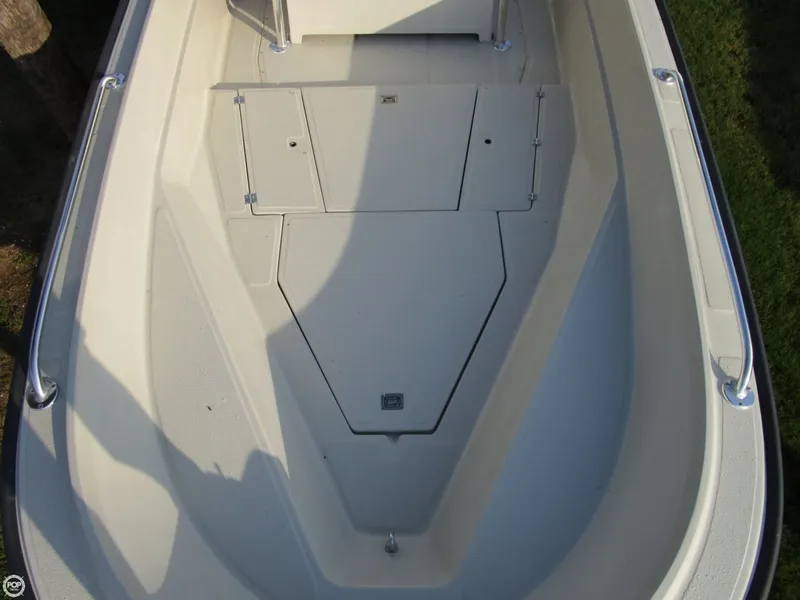 Slide: The Image of Boston Whaler Outrage 25 1984 - 5