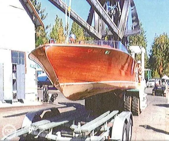 Slide: The Image of Chris-Craft 23 Continental 1956 - 4