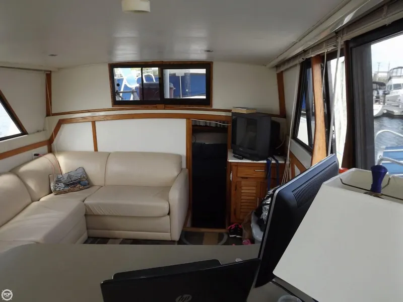 Slide: The Image of Mainship 40 Nantucket Double Cabin 1985 - 5