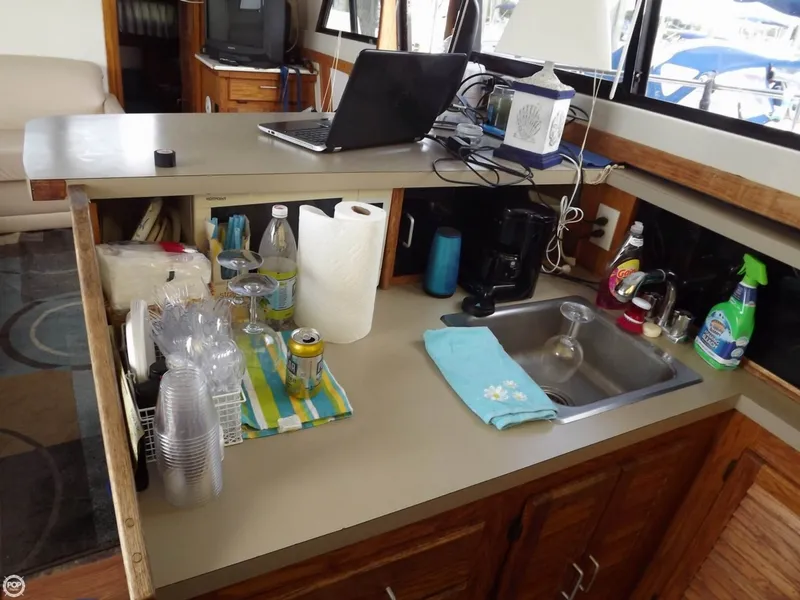 Slide: The Image of Mainship 40 Nantucket Double Cabin 1985 - 6
