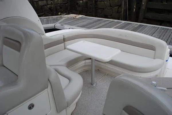 Slide: The Image of Sea Ray 320 Sundancer 2002 - 4
