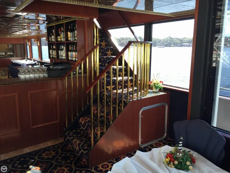 Slide: The Image of Skipperliner 84 2003 - 10