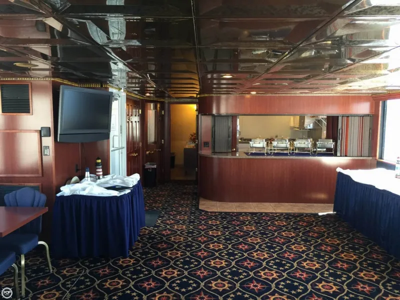 Slide: The Image of Skipperliner 84 2003 - 8