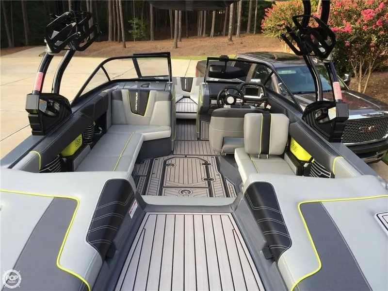 Slide: The Image of Nautique Super Air Nautique G23 2014 - 8