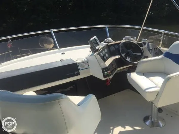Slide: The Image of Carver Yachts 30 Santego 1989 - 4