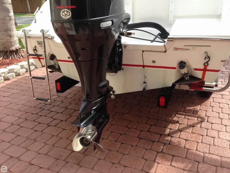 Slide: The Image of Sea Fox 216 CC - 2011 Suzuki 150 2007 - 4