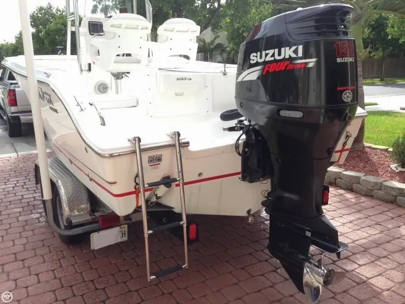 Slide: The Image of Sea Fox 216 CC - 2011 Suzuki 150 2007 - 5