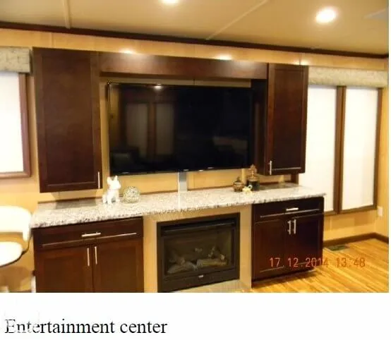 Slide: The Image of Majestic Houseboats 86 X 20 2014 - 6