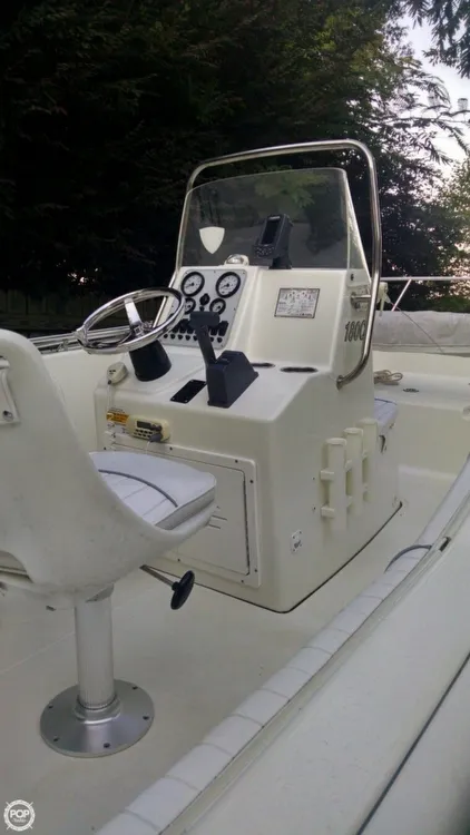 Slide: The Image of Tidewater 180 CC 2011 - 5