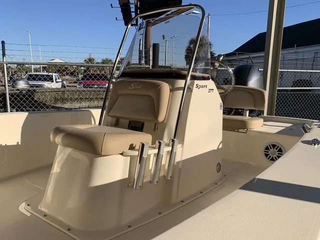 Slide: The Image of Scout 177 Sport 2025 - 7