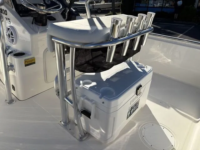 Slide: The Image of Bulls Bay 2200 XS 2026 - 12