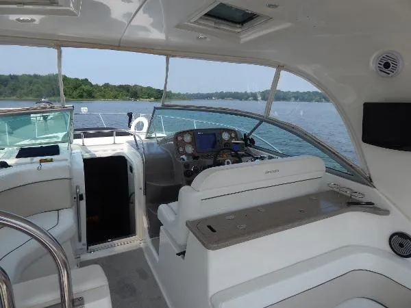 Slide: The Image of Rinker Express Cruiser 2006 - 11