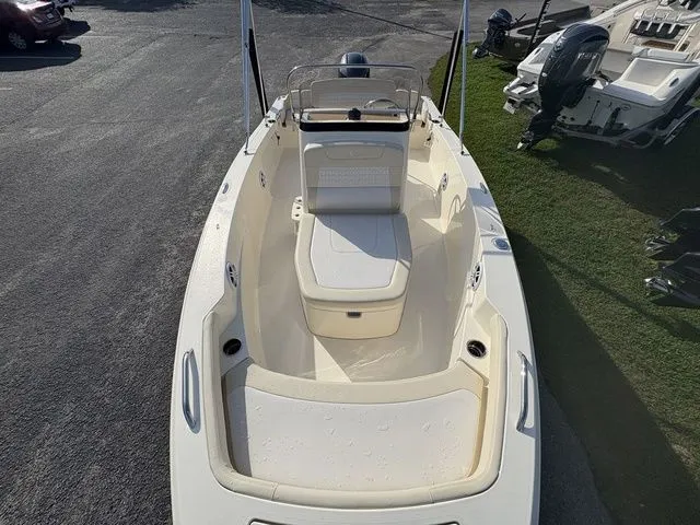 Slide: The Image of Scout 188 Sportfish 2026 - 25