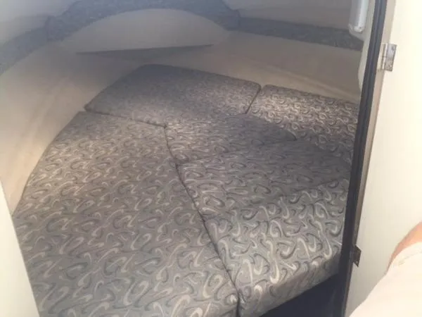 Slide: The Image of Bayliner 2052 LS CUDDY 1999 - 2