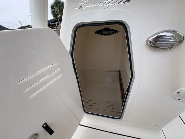 Slide: The Image of Pioneer 222 Sportfish 2026 - 23