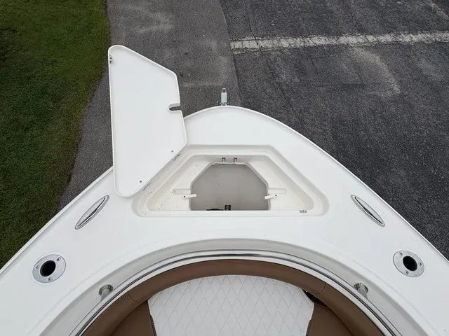 Slide: The Image of Pioneer 222 Sportfish 2026 - 28