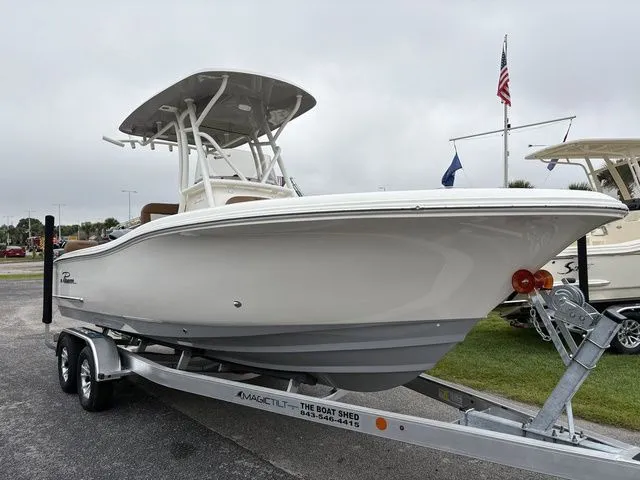 Slide: The Image of Pioneer 222 Sportfish 2026 - 6