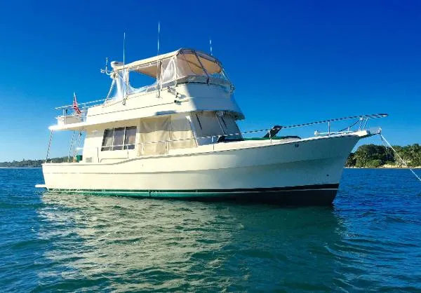 Slide: The Image of Mainship 400 Trawler 2005 - 0