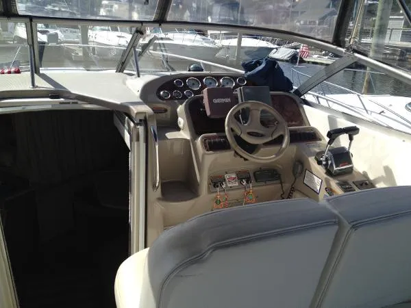 Slide: The Image of Bayliner 3055 2002 - 1