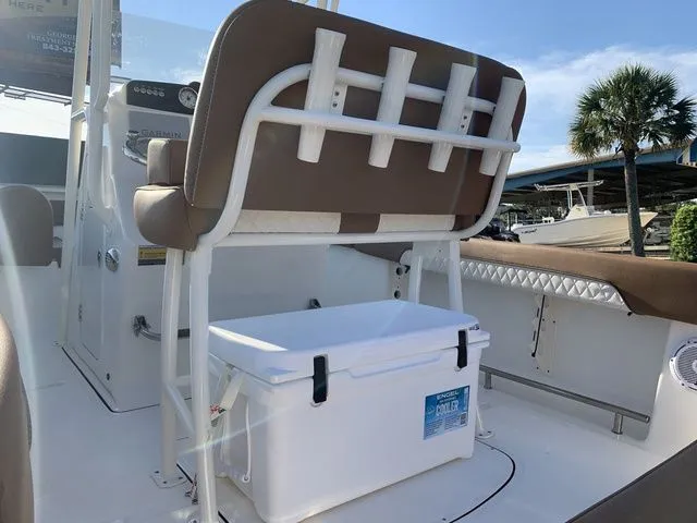 Slide: The Image of Pioneer 202 Islander 2026 - 9