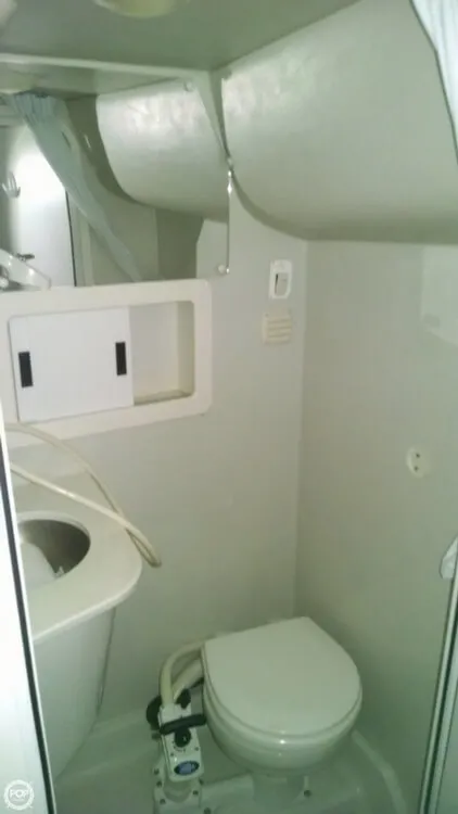 Slide: The Image of Crownline Boats 268 CR 1999 - 6