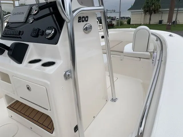 Slide: The Image of Bulls Bay 200 Center Console 2026 - 22