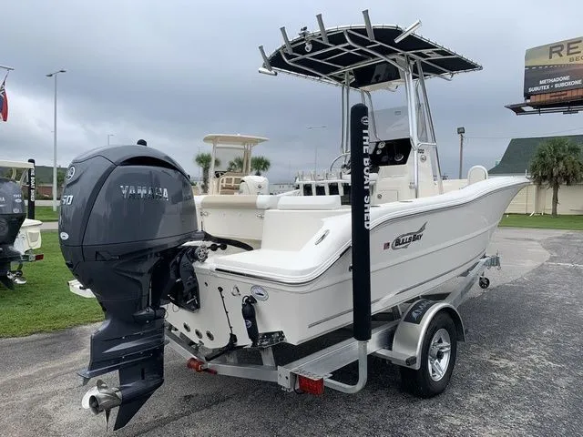 Slide: The Image of Bulls Bay 200 Center Console 2026 - 4