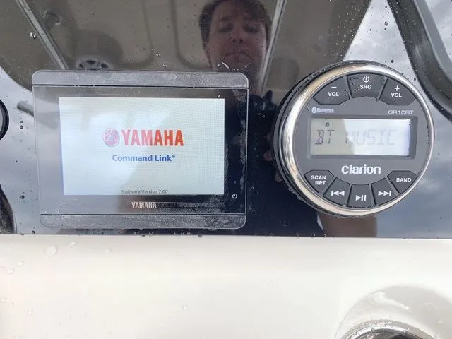 Slide: The Image of Bulls Bay 255 Center Console 2026 - 20