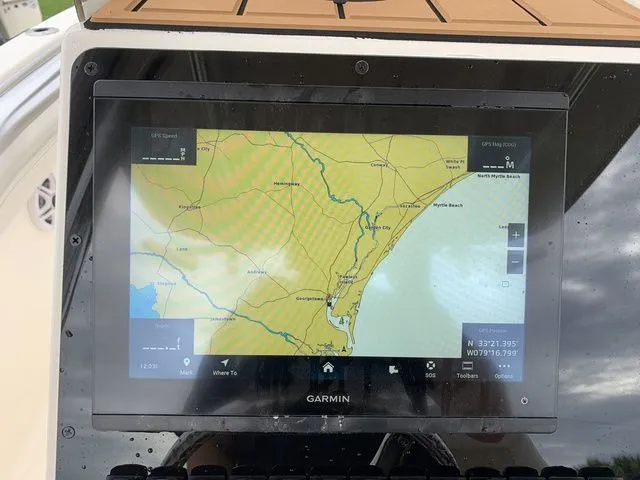 Slide: The Image of Bulls Bay 255 Center Console 2026 - 21