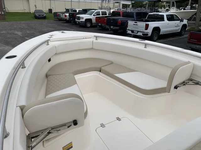 Slide: The Image of Bulls Bay 255 Center Console 2026 - 27