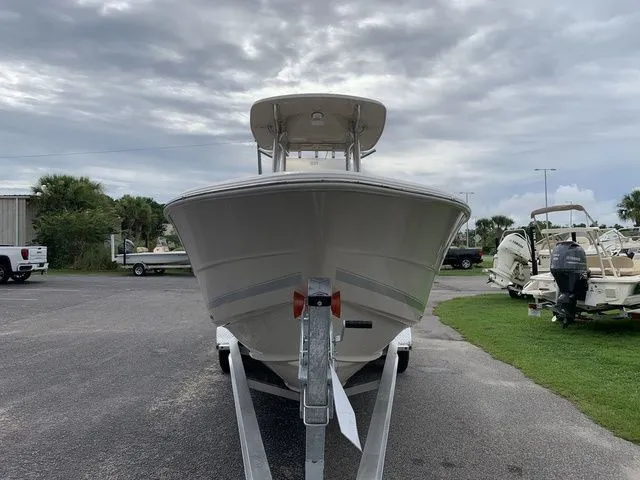 Slide: The Image of Bulls Bay 255 Center Console 2026 - 7