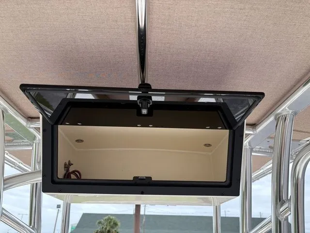 Slide: The Image of Pioneer 180 Islander 2026 - 13