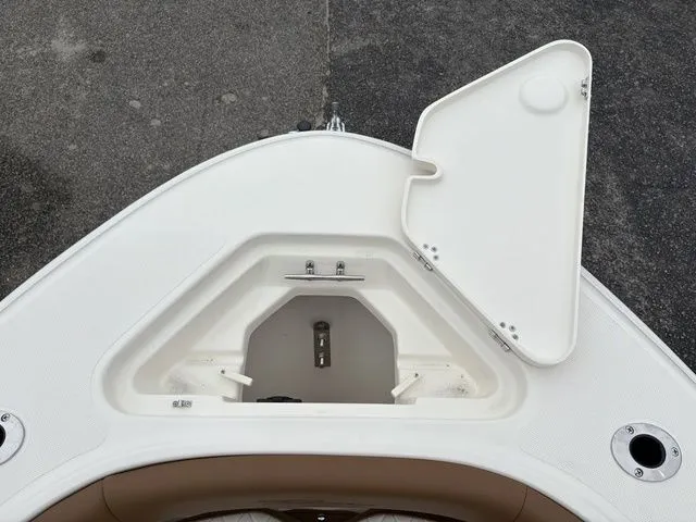 Slide: The Image of Pioneer 180 Islander 2026 - 26