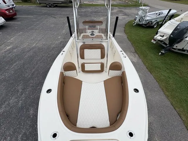 Slide: The Image of Pioneer 180 Islander 2026 - 27