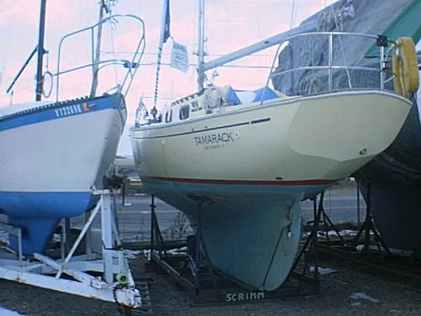 Slide: The Image of Alberg 30 1984 - 5