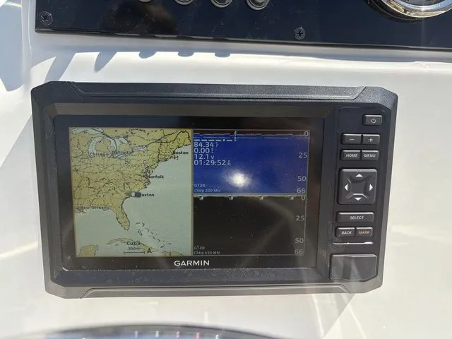 Slide: The Image of Pioneer 180 Islander 2026 - 14