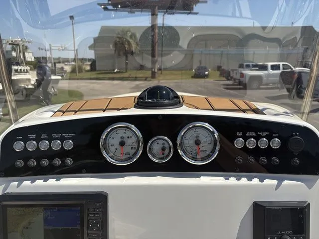 Slide: The Image of Pioneer 180 Islander 2026 - 16