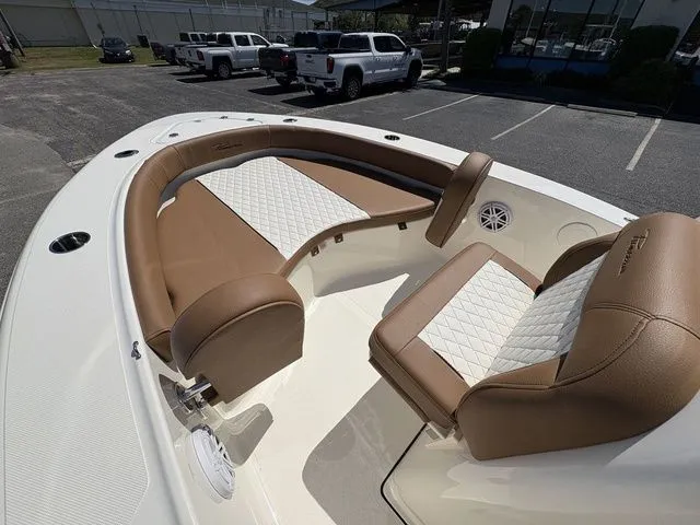 Slide: The Image of Pioneer 180 Islander 2026 - 21