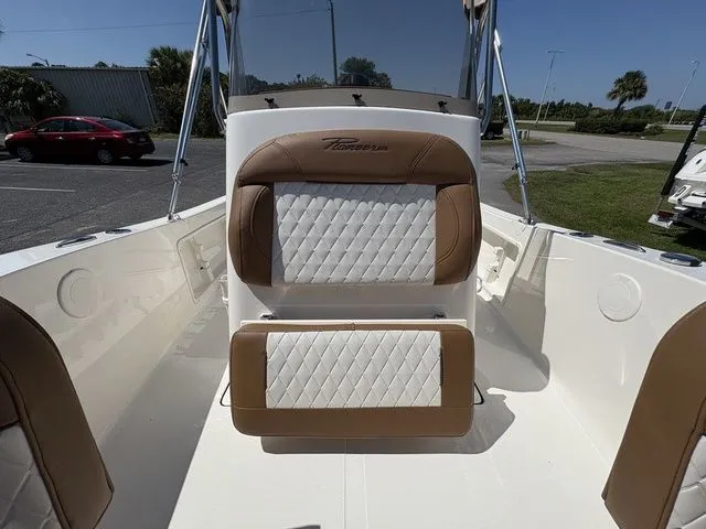 Slide: The Image of Pioneer 180 Islander 2026 - 23